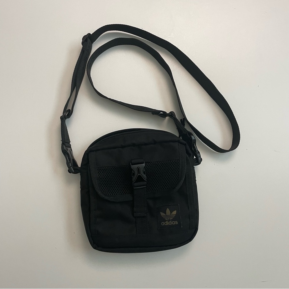 Adidas Originals Festival Crossbody Bag Purse Utility Travel Camera Black Unisex